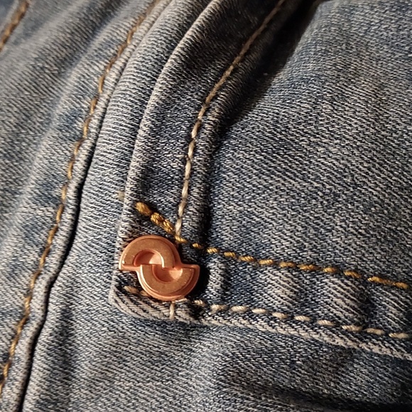 Denizen from Levi's - Picture 5 of 5